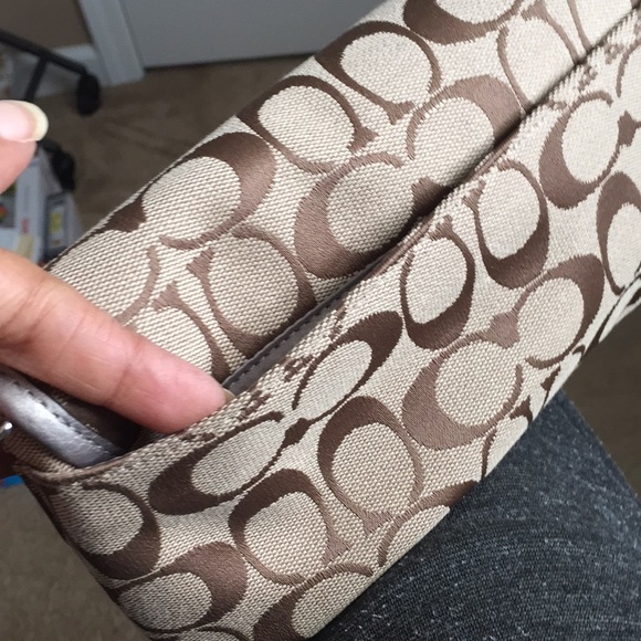 Coach Wristlet/Clutch, NWT - Picture 5 of 8